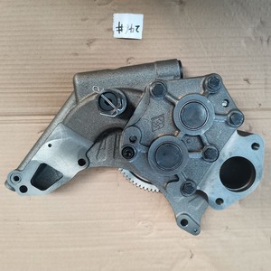 A612630010033 Howo A7 oil pump A612630010033 Howo A7 oil pump